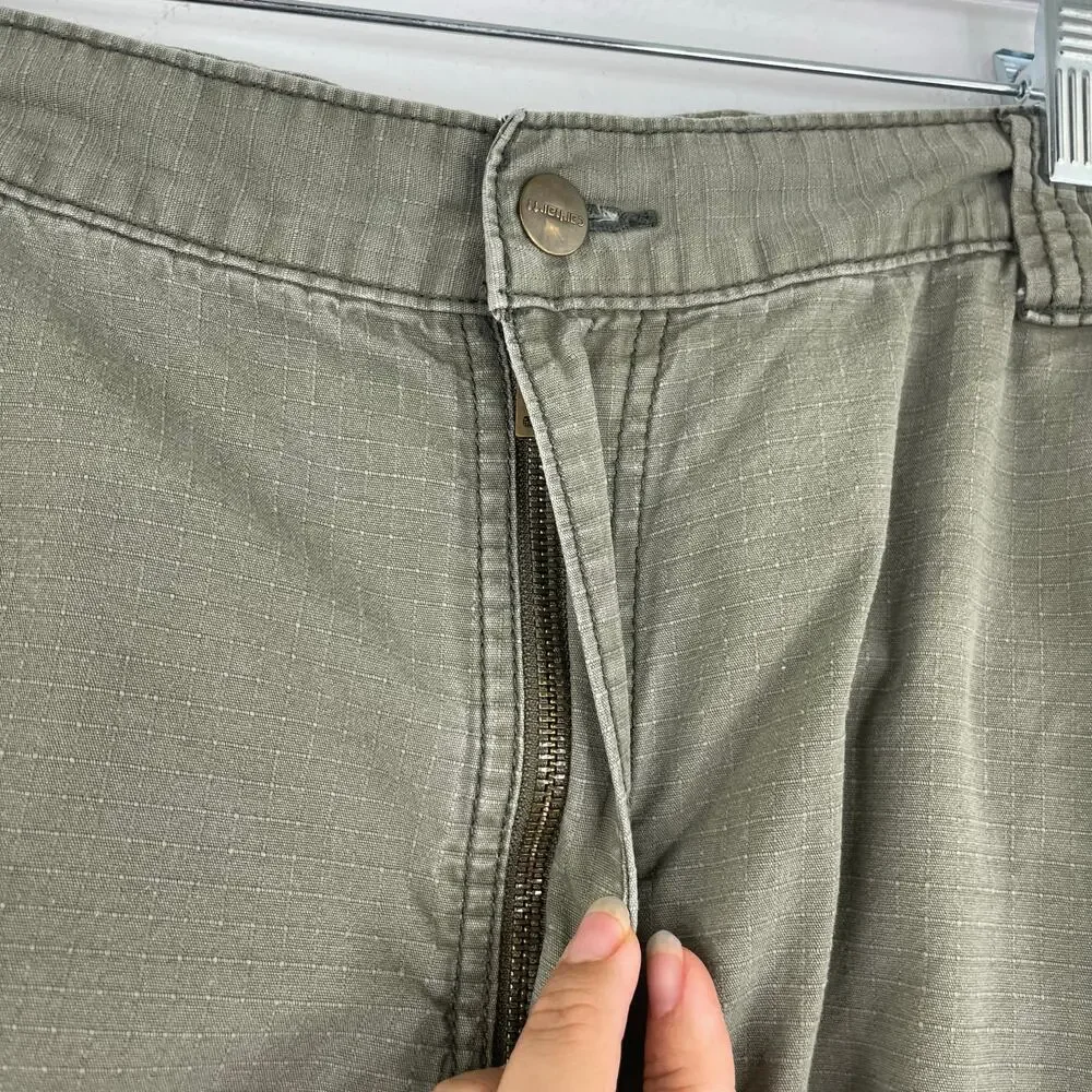 Carhartt Relaxed Fit Green Men's Cargo Work Shorts Ripstop Fabric Size 40